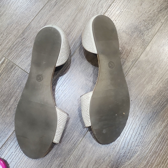 Sparkling β¨οΈ  shoes - Picture 2 of 3